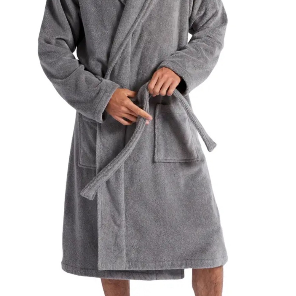 **BRAND NEW** Parachute Plush Bathrobe